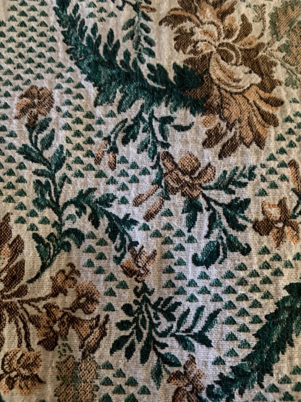 Vintage throw/table cloth